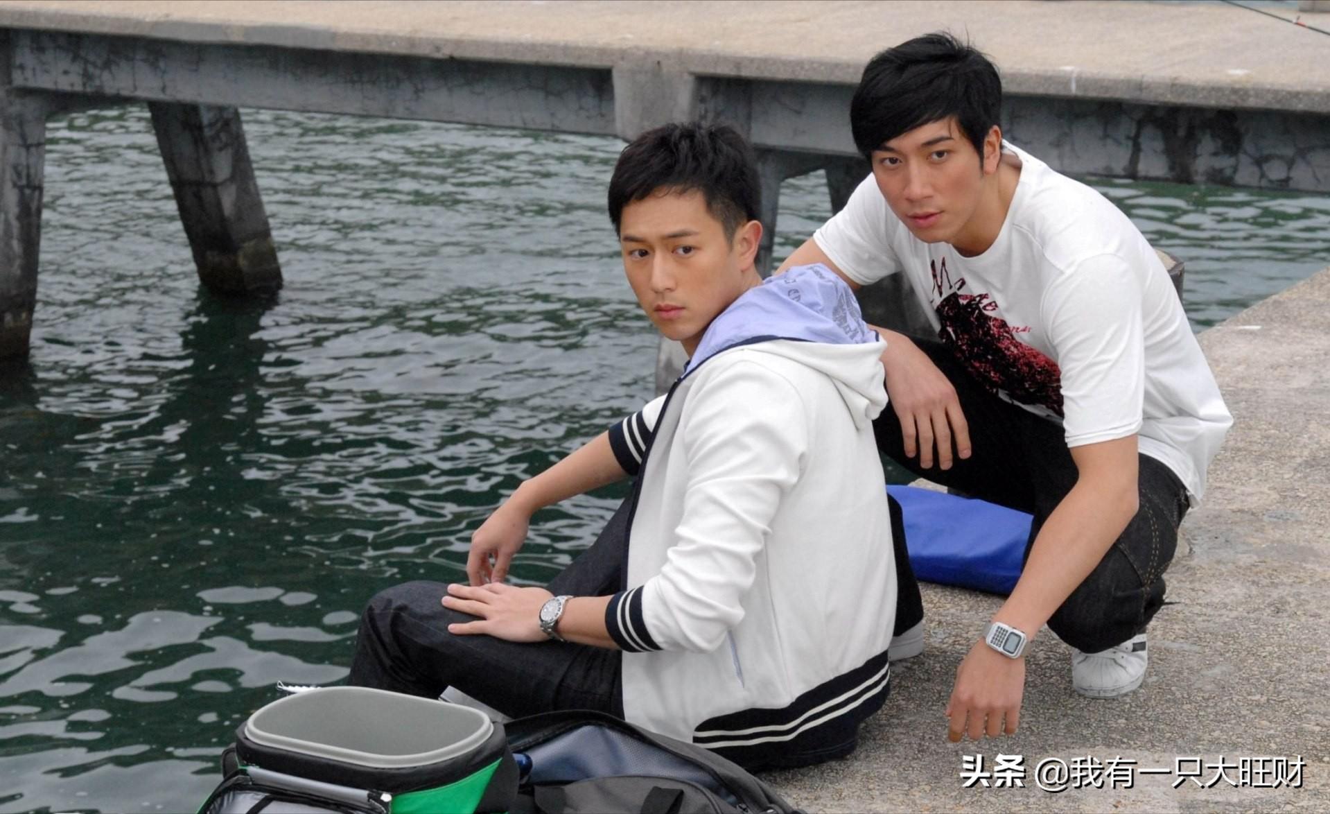 学警狙击便衣遇见盗版小妹,学警狙击小公主约见幸运王子