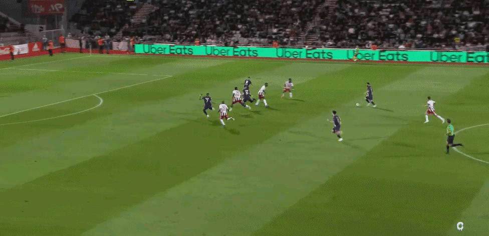 《足球江湖》第264章：梅公子虐菜成功，大巴黎三球取胜