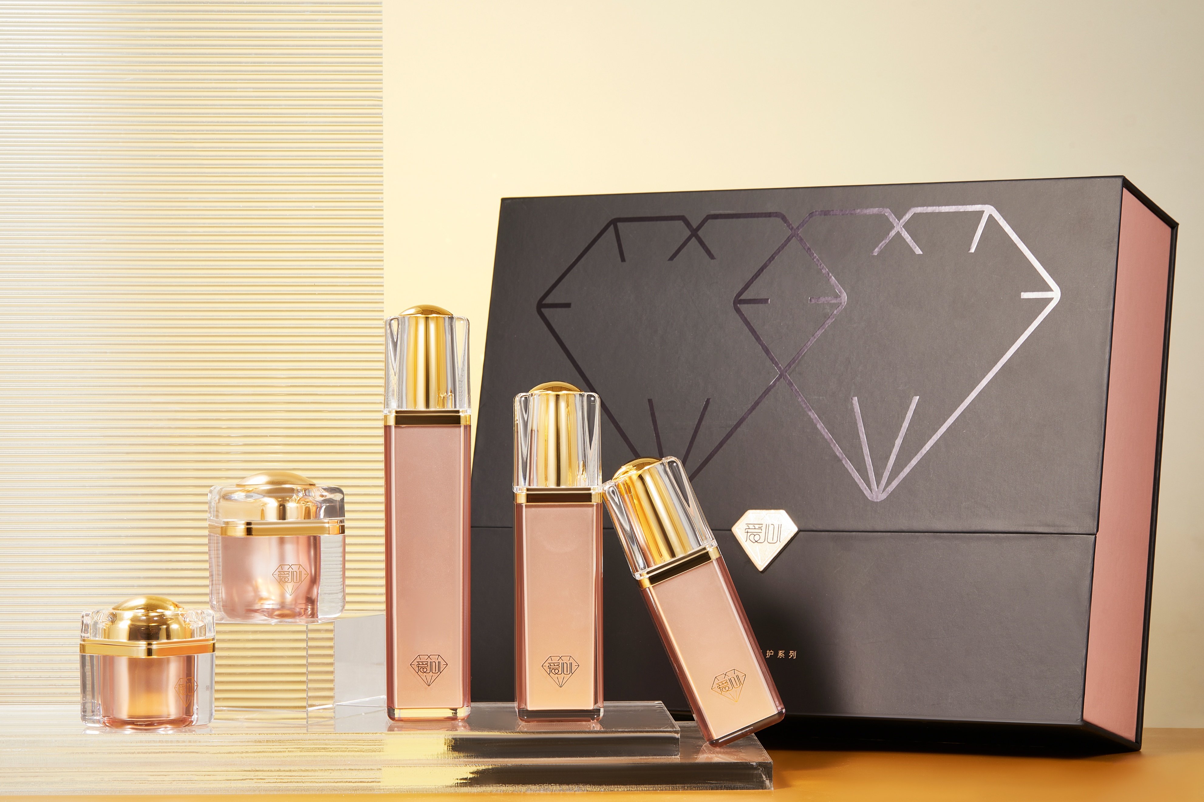 爱心301护肤品用法,爱心301护肤品美白淡斑套盒