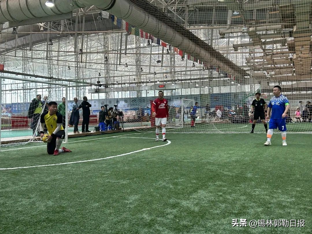 西乌足球拿冠军,西乌旗五人制足球夺冠