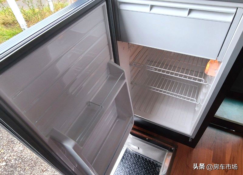 丰田考斯特房车七座2020款多少钱,丰田考斯特柴油房车2019款超豪华