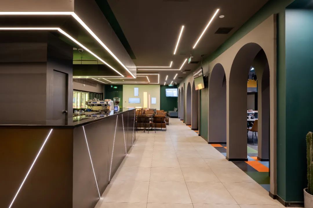 南京东路这家大隐于市设计师酒店,沉浸体验一个前所未有的空间