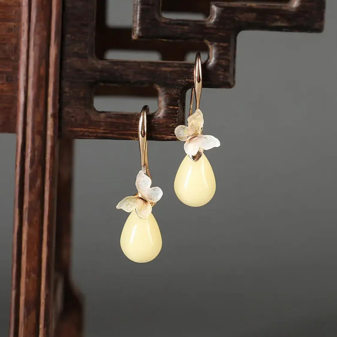 古人为何在耳朵上穿洞？玦和珰有何区别？