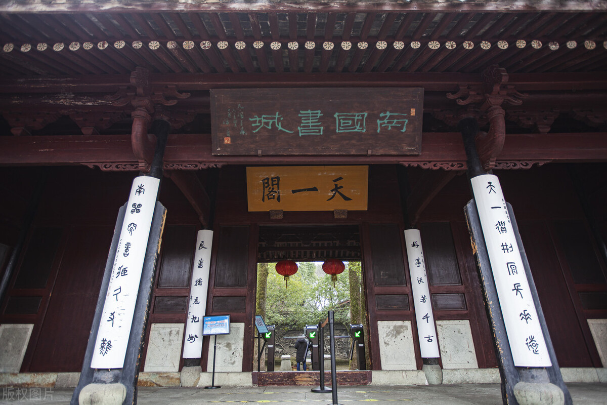 宁波市有啥好玩的景点推荐一下,宁波附近免费旅游景点推荐自驾游