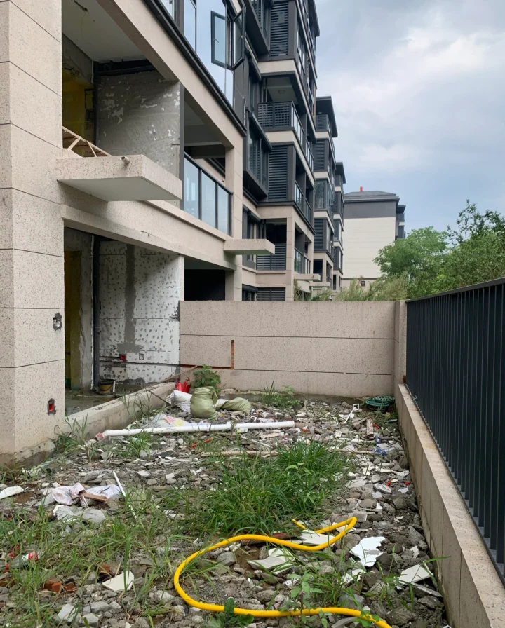 买一楼送的负一楼有产权吗,买一楼送的负一楼