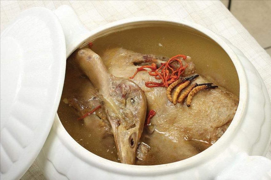 慢性支气管炎忌吃些什么食物,慢性支气管炎喝中药有哪些忌口