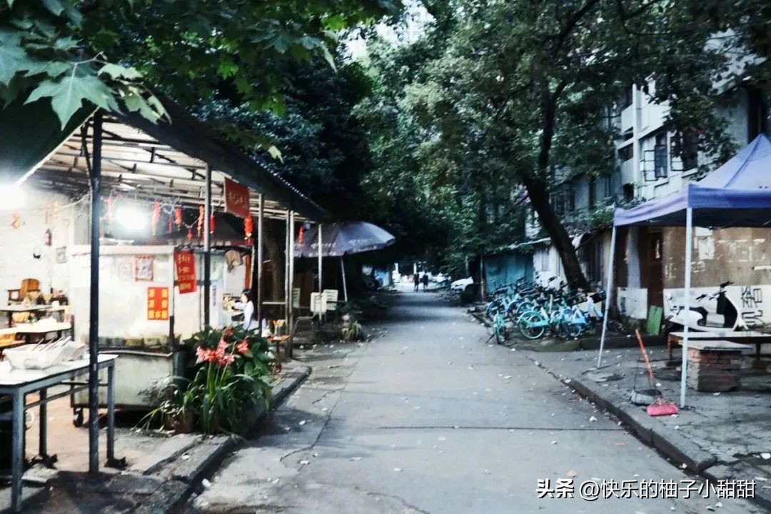 讲道理！吃过这几家馆子才算来到了成都！