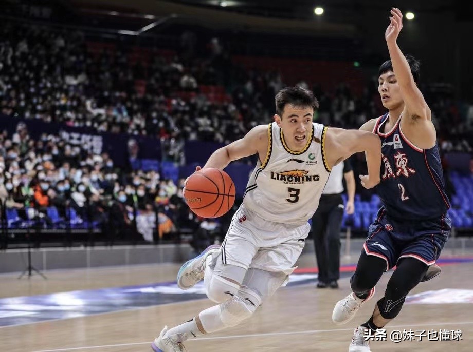 黑马打爆广东杜锋因4点怒吼,杜锋被广东逼出三十四次失误