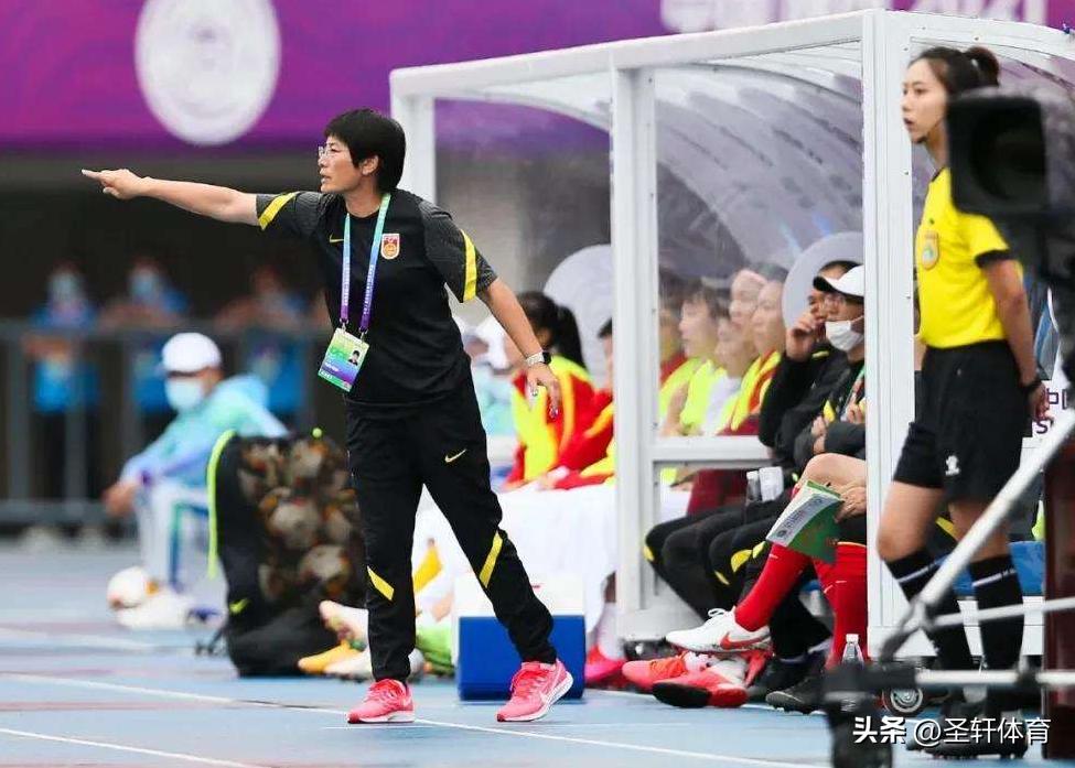 1-5！中国女足爆冷，水庆霞不败纪录告破，热身赛输给男足很正常