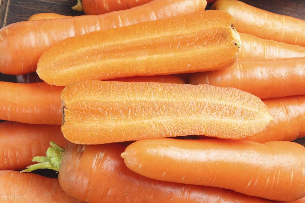 每天吃几根胡萝卜视力能得到提升,坚持每天吃胡萝卜视力会恢复么