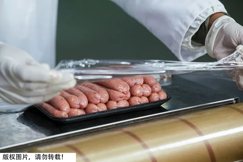 街上卖的2.5一根的烤肠,街边2块钱的烤肠同款