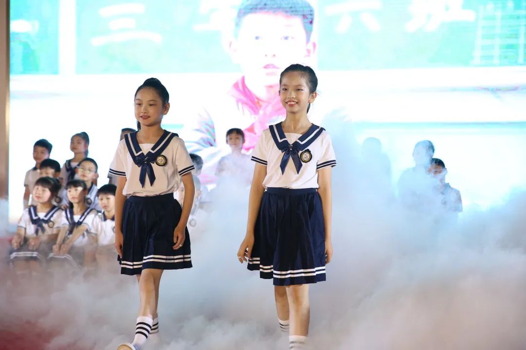 四个篇章，五彩荧光，江北新区这所小学在星空下见证成长！