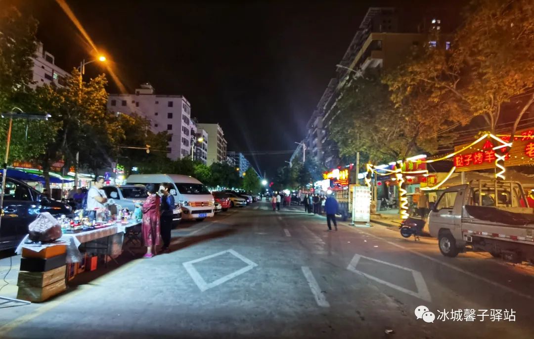 海南九所夜市,三亚九所夜市