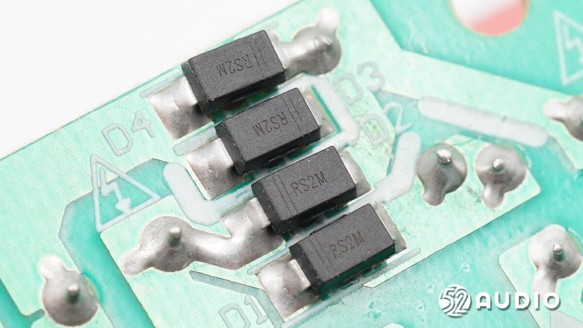 惠威cq6-bt扬声器接线图,惠威cq6吸顶音响后面如何连线