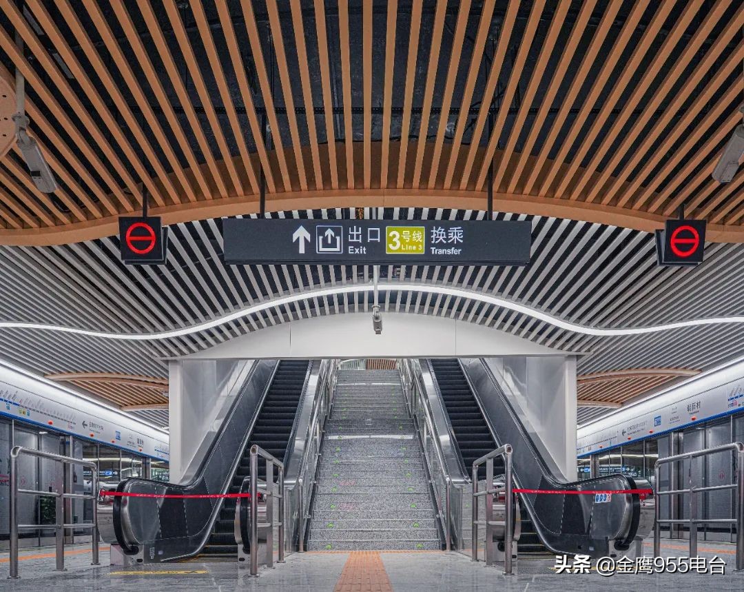 长沙地铁6号线到哪里可以吃东西,长沙地铁6号线水稻博物馆站出口