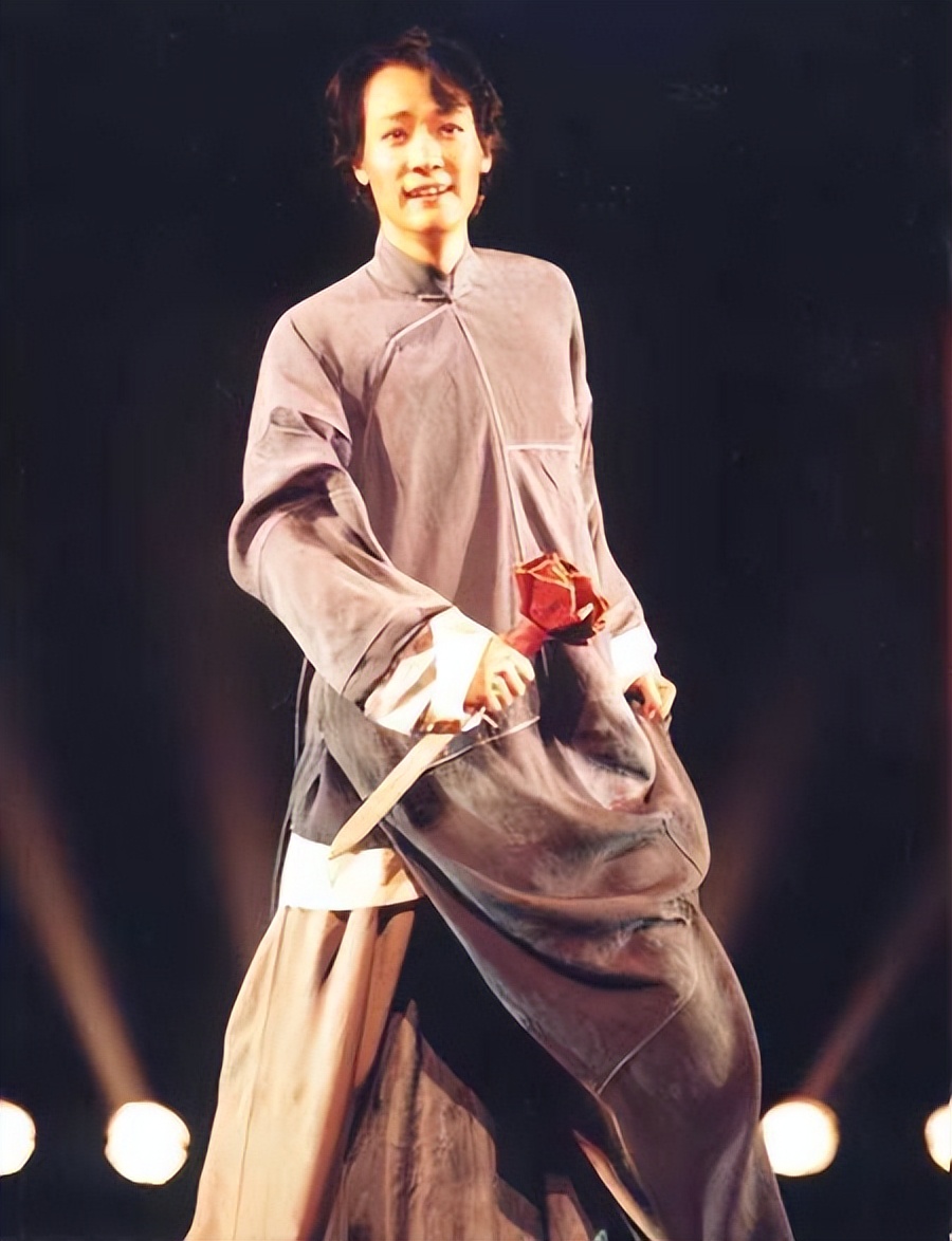 周秉义恋爱片段,周秉义选择爱情