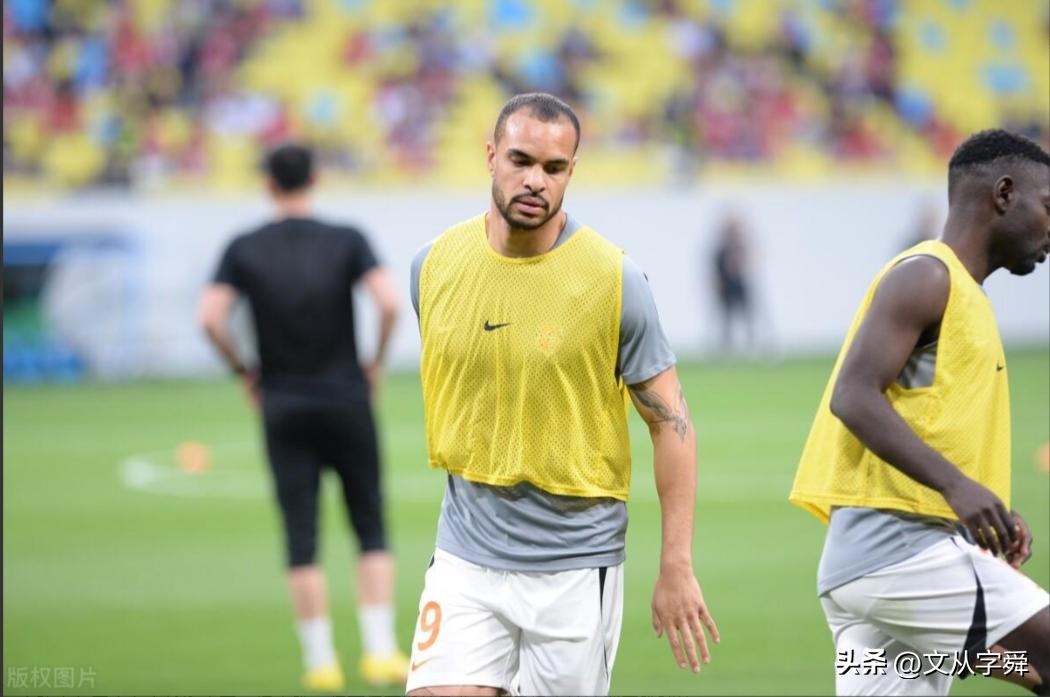 青岛海牛沙里奇和福布斯,福布斯青岛海牛加盟集锦