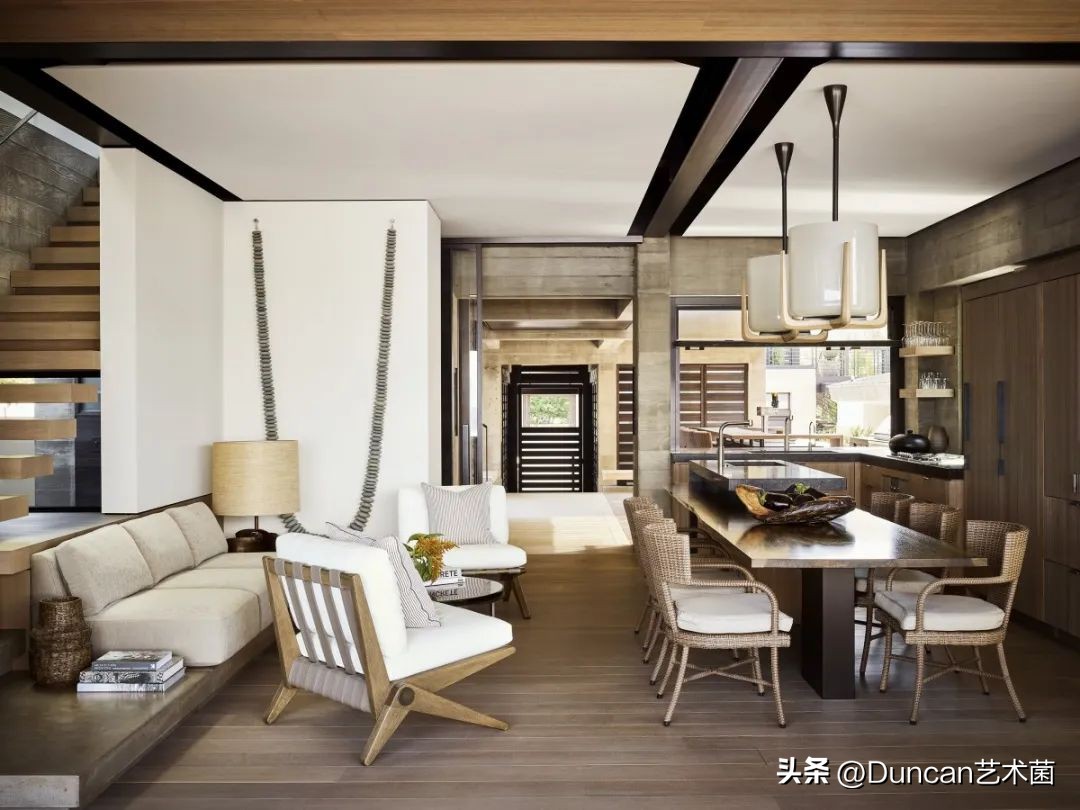 西雅图LucasInterior古朴隐逸的度假住宅