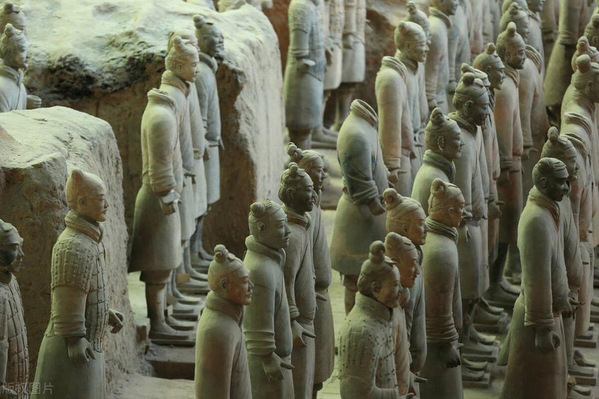 兵马俑展现历史文化成就,兵马俑现在的历史文化价值