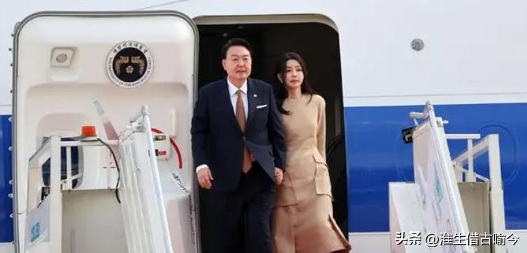 印度峰会上争奇斗艳：韩国第一夫人好嫩，日本第一夫人清新脱俗