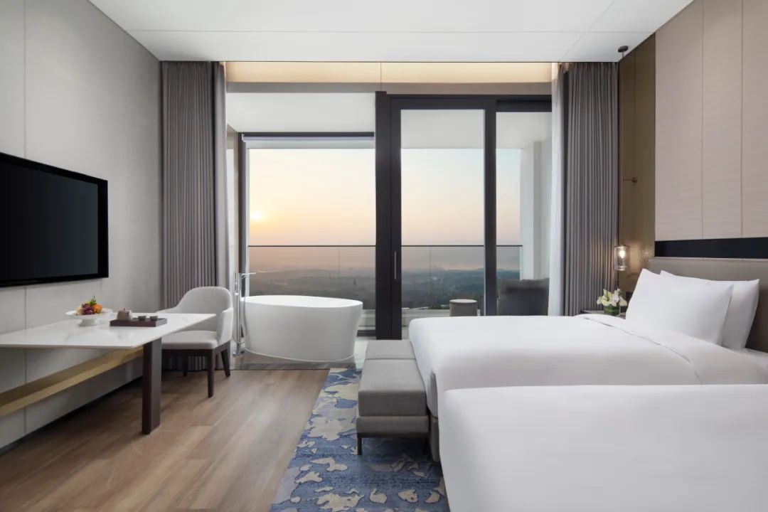 江苏宜兴悬崖酒店,宜兴市悬崖酒店