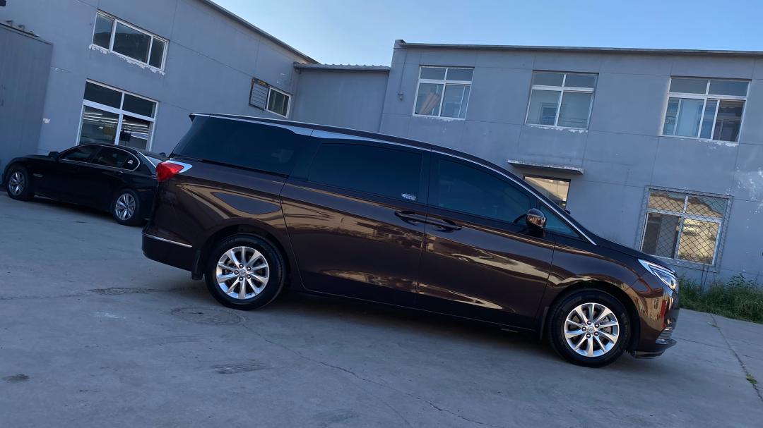 塞纳gl8宗师谁最保值,怪兽修车老车翻新