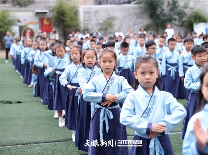 小学开学典礼暨开笔礼,小学开笔礼活动会场布置