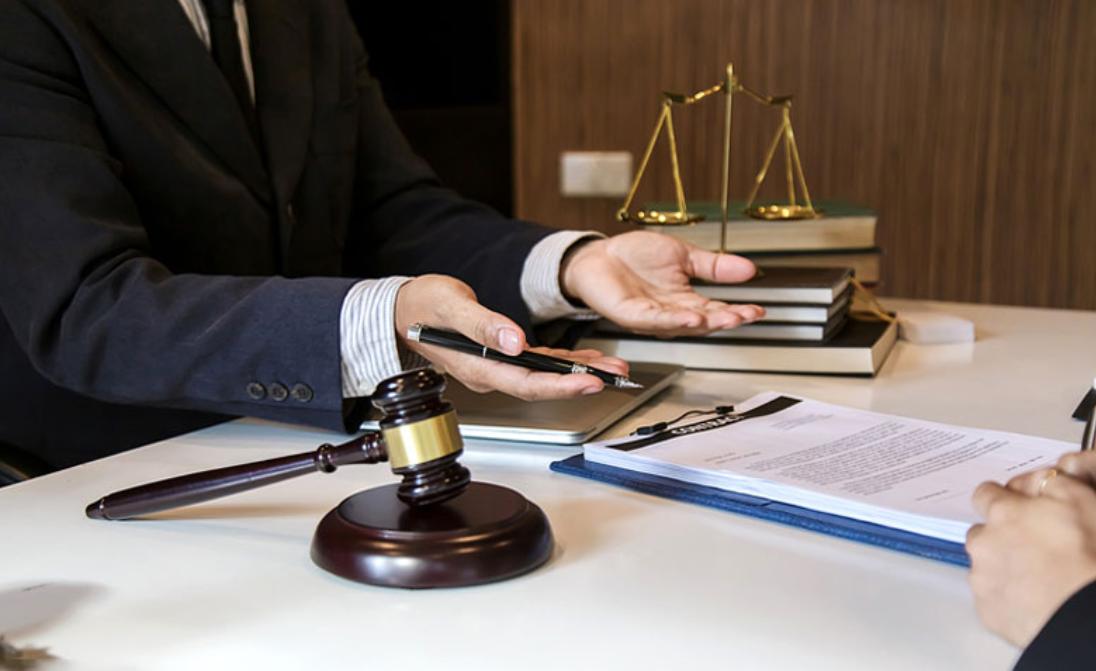 以“*光春**厂”与“东北风公司”的四次提货案为例之法律分析