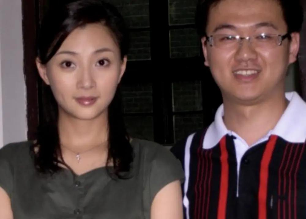 殷桃年轻时颜值巅峰,殷桃回眸一笑百媚生