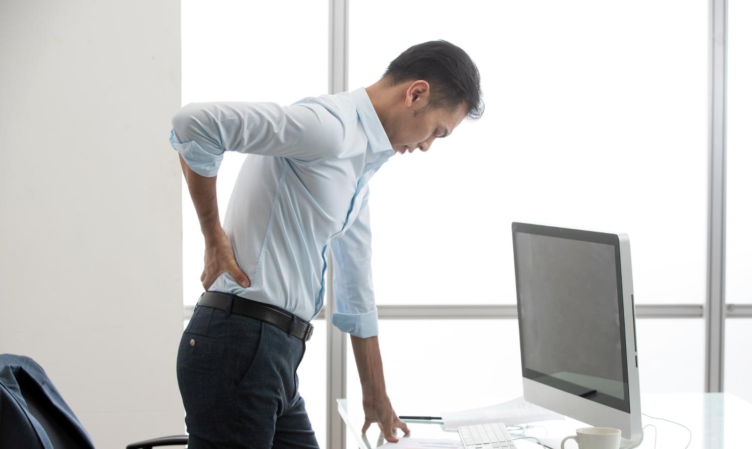 腰椎间盘突出症最有效的治疗方法,骨科医生建议腰椎间盘突出吃啥药