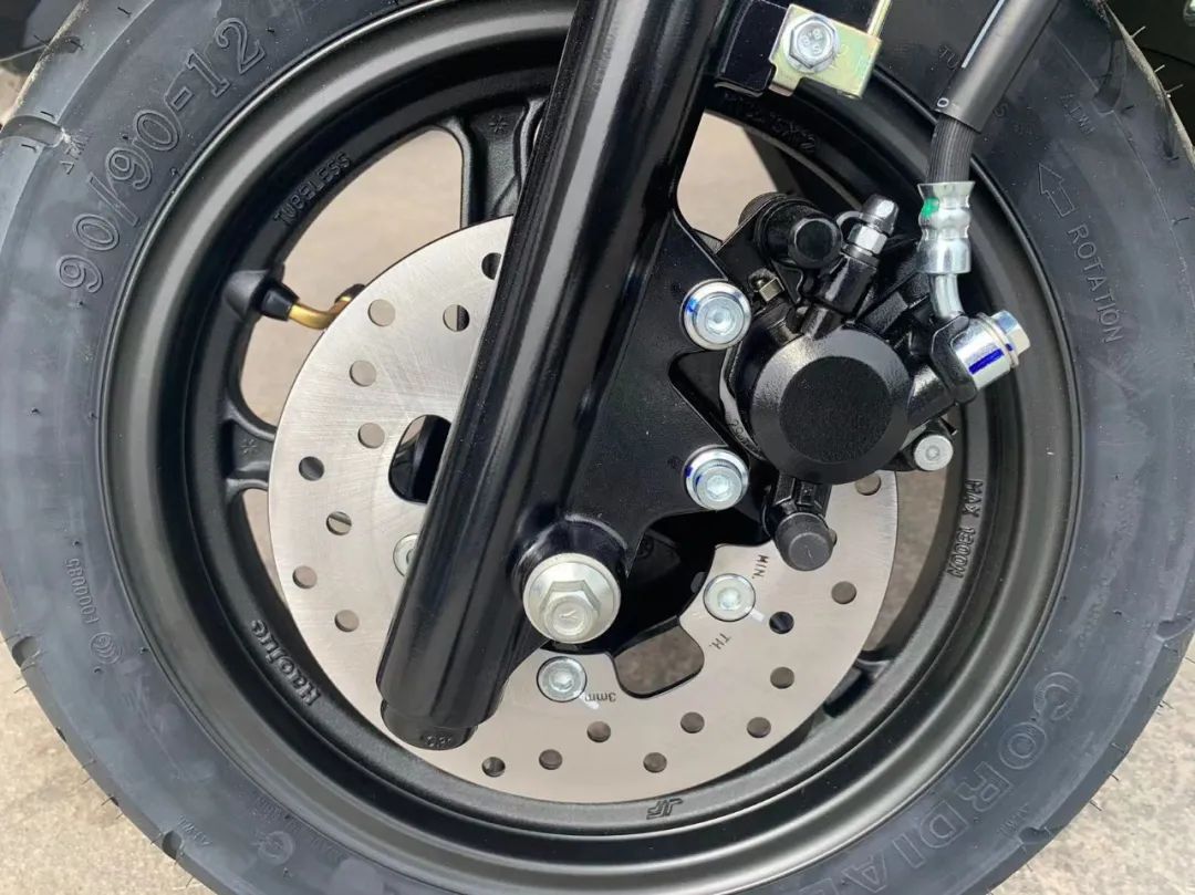 豪爵虎鲨vx125真实测评,豪爵虎鲨vx125和铃木ue125买哪个好