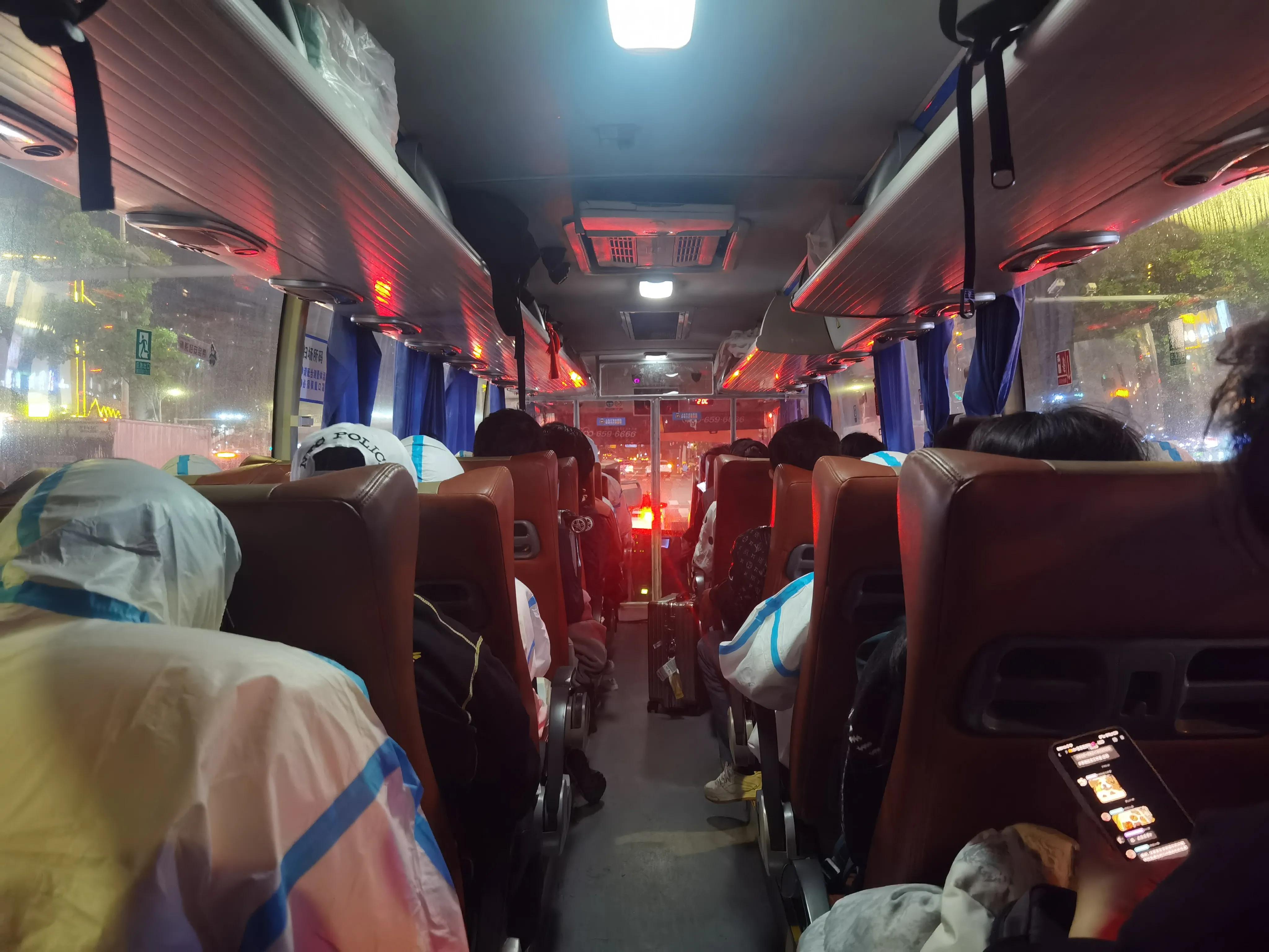 深圳口岸入境就地集中隔离14天,集中隔离第2天的一日三餐