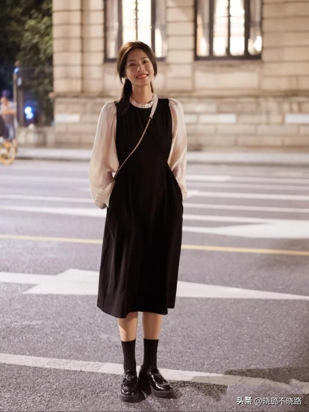 适合女生穿的运动鞋既好看又舒服,好看又好穿搭的女生运动鞋