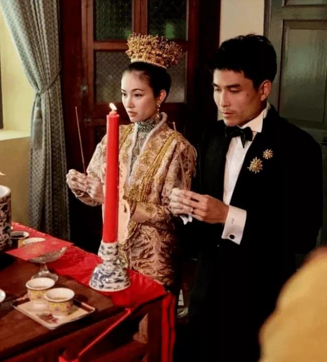 泰国变性第一女星宝儿日常穿搭,泰国变性艺人宝儿现状