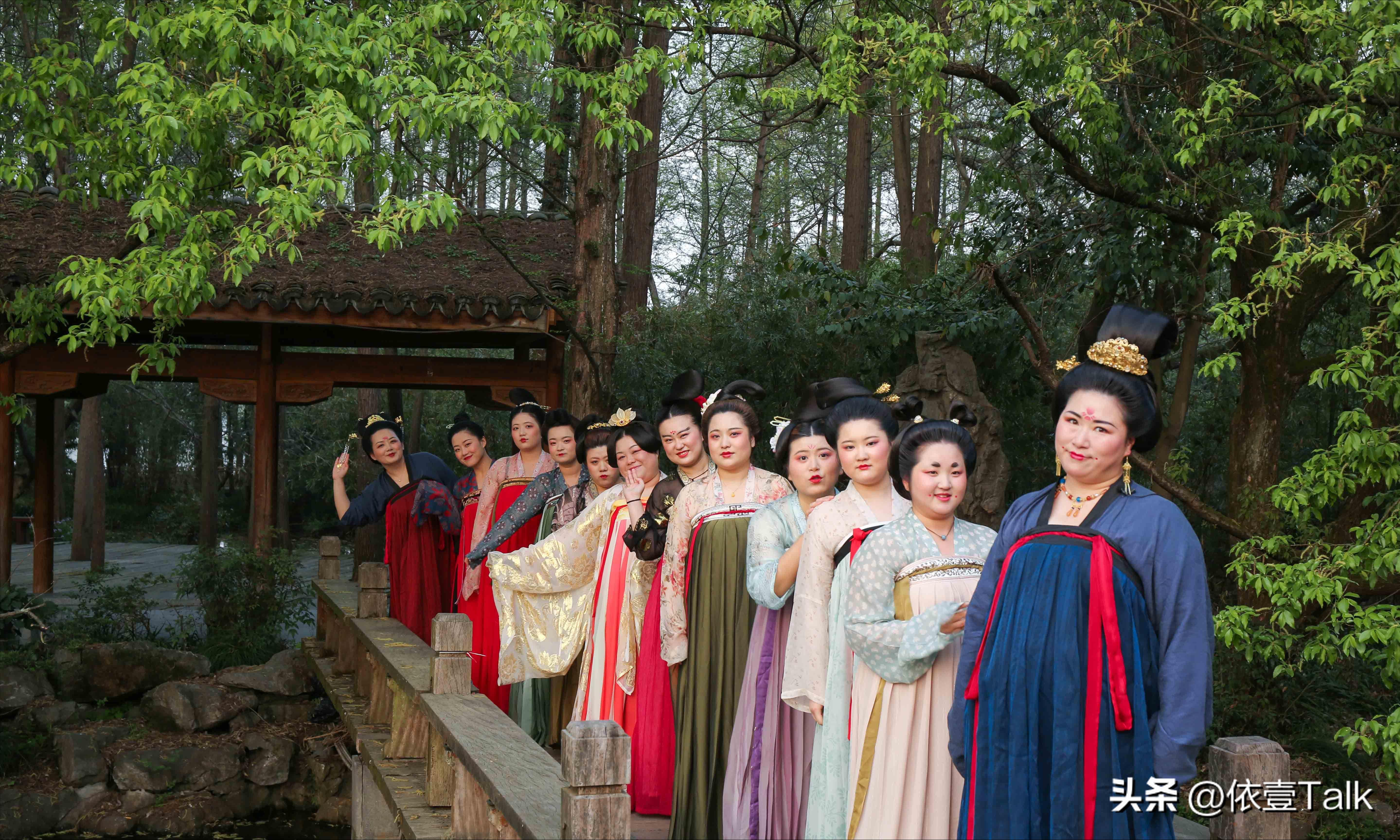 古代唐朝女性服饰,唐朝服饰文化演变