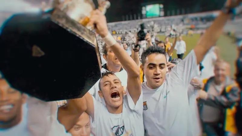 内马尔躺夺冠军成为人生赢家,内马尔最新比赛视频全过程