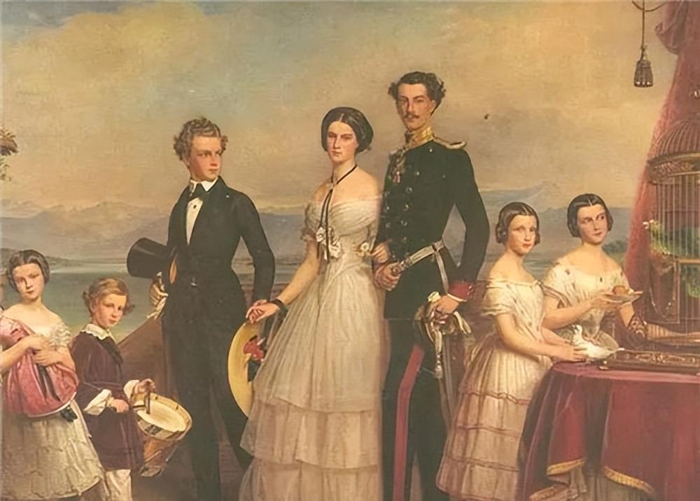 茜茜公主的美容秘诀曝光:血牛肉面膜+45公分腰围减肥法