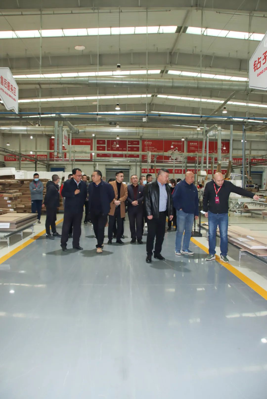 灞辫タ濂囩編姗辨煖,灞辫タ濂囩編鍘ㄦ煖绉戞妧鏈夐檺鍏徃