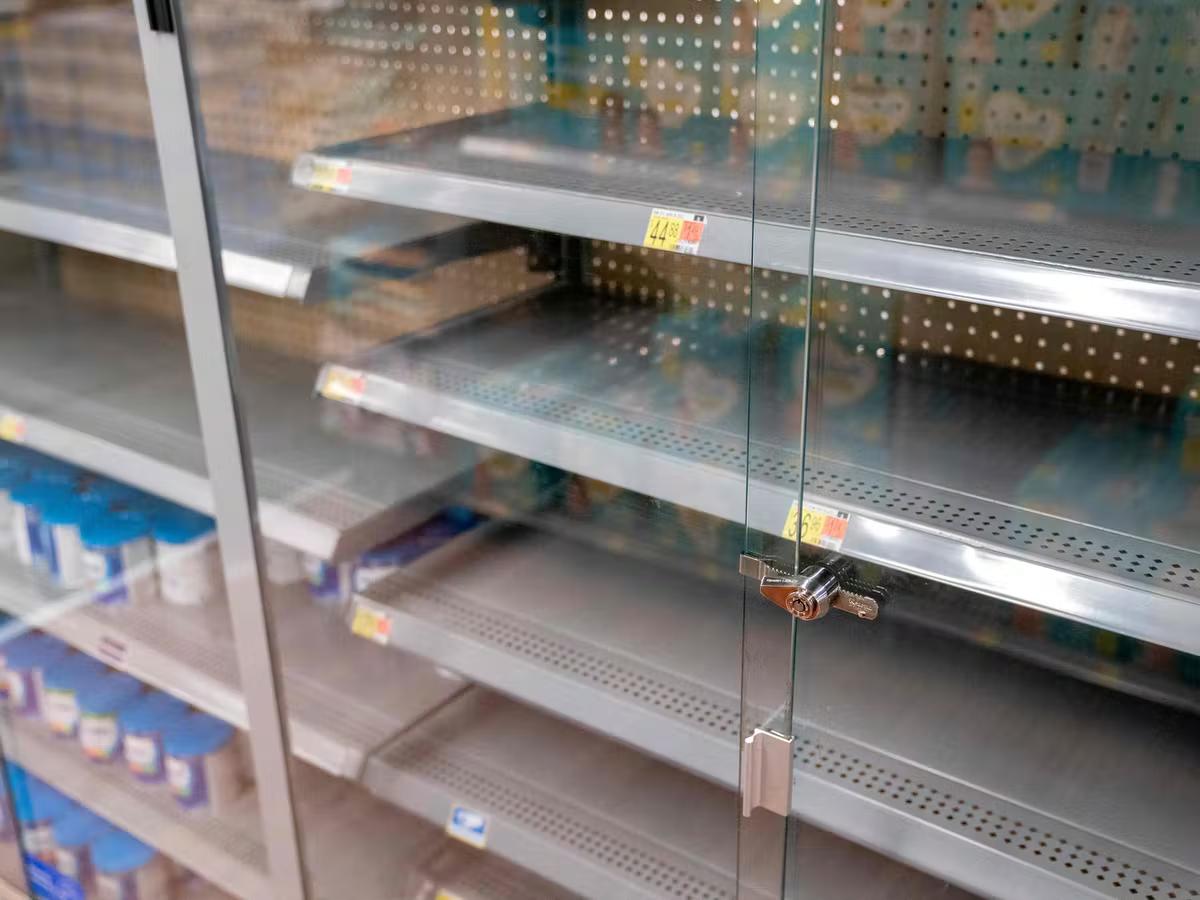 美国婴幼儿配方奶粉短缺,美国婴儿奶粉供应遭遇短缺