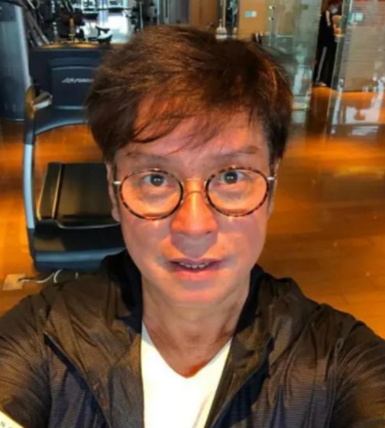 谭咏麟原配为什么没有孩子,谭咏麟与原配的恩怨纠纷