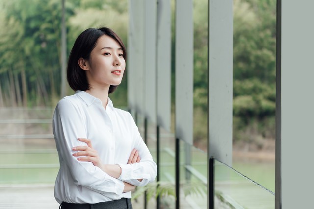 小叔子结婚买三金，婆婆让我一起去，没想到竟是为了给我也买一套