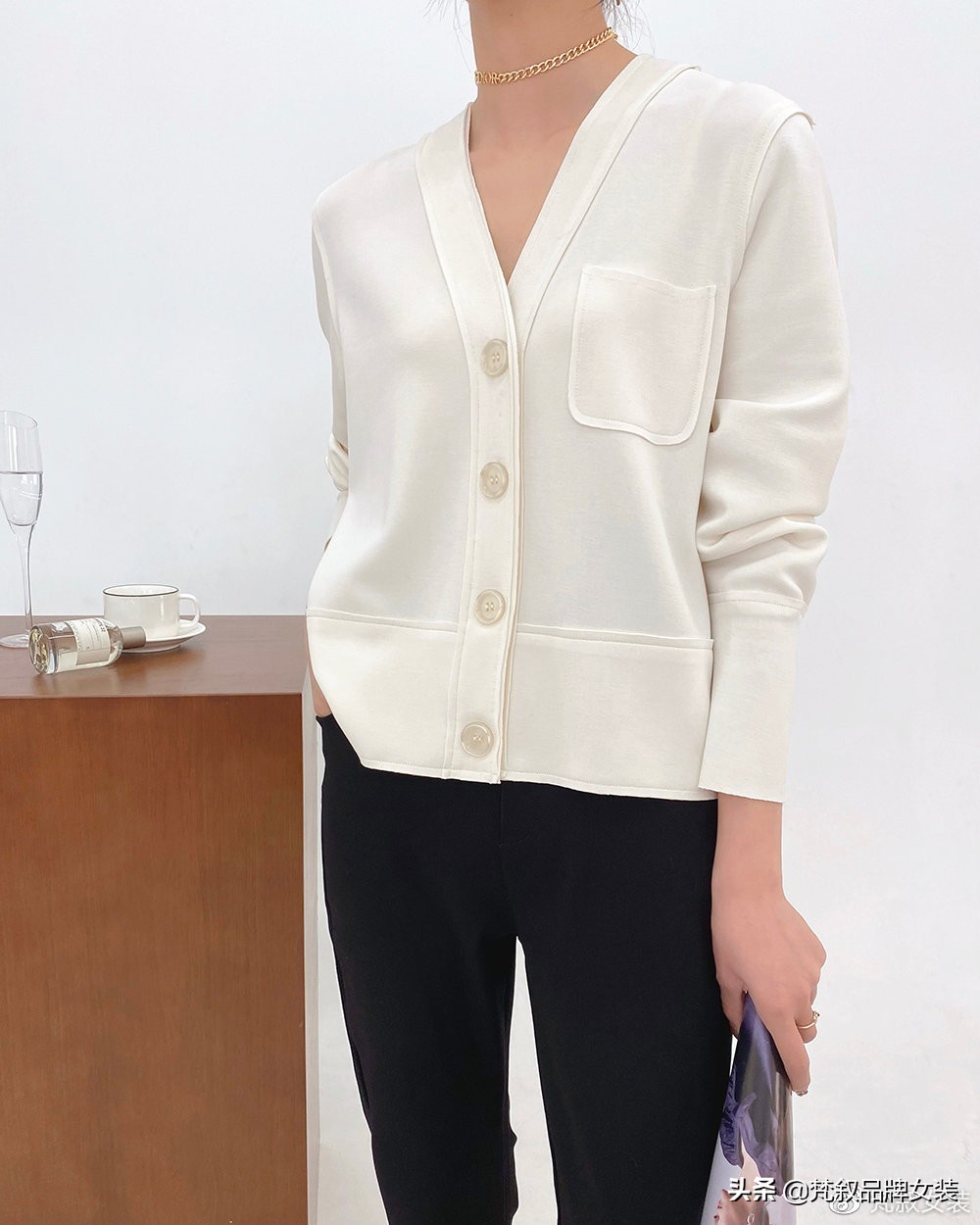 梵叙女装卫衣,阜新梵叙品牌女装集合店