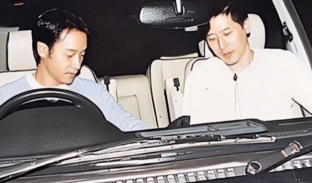 20年后再看张国荣：为何他会对一个男人情有独钟？原因尽显可怜！