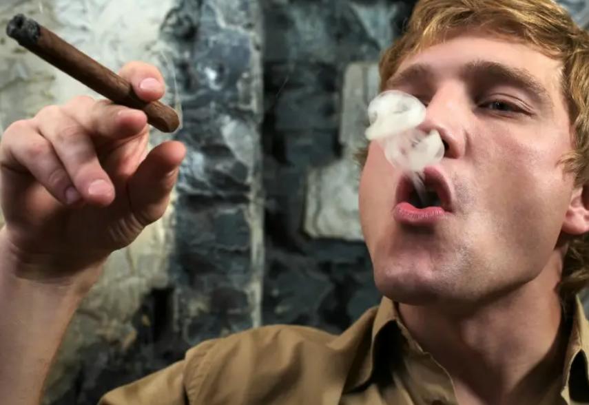 被低估的“性成瘾”：比烟瘾、酒瘾还可怕?患者难自控，无法摆脱