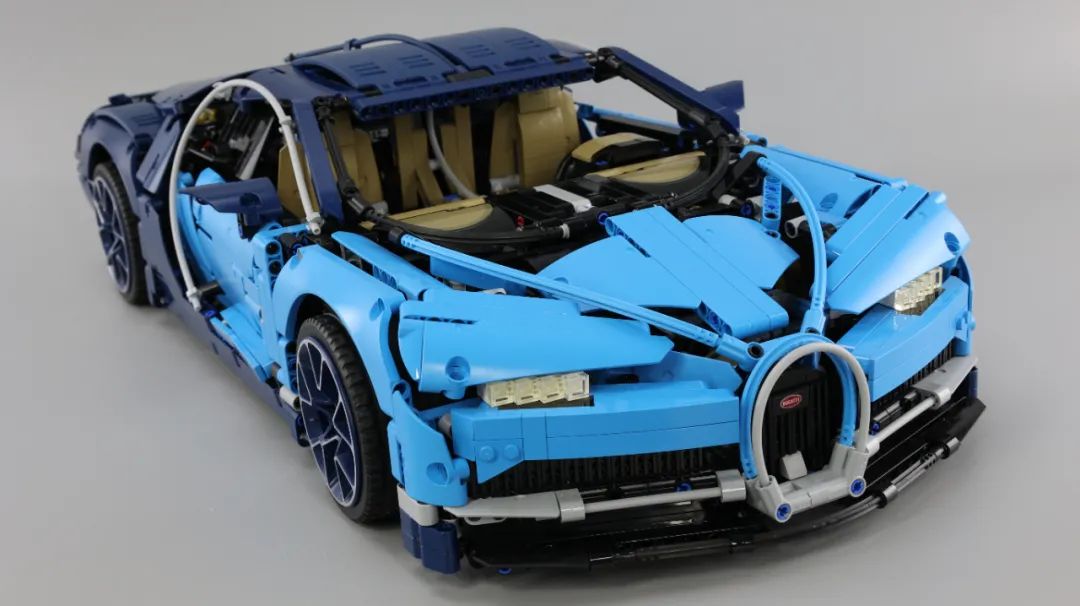 三年了，我终于把它拼完了…