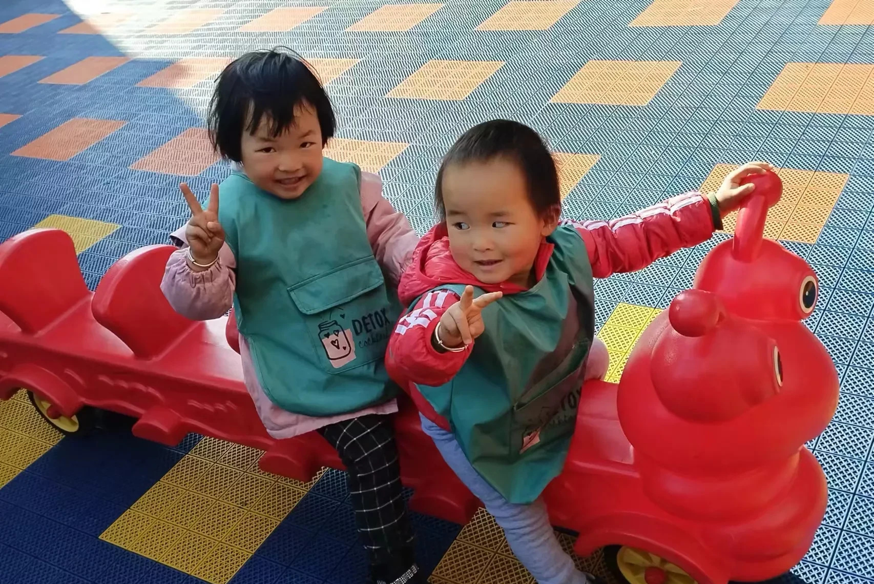 两岁送去幼儿园会不会太早,三岁三个月要不要送去幼儿园