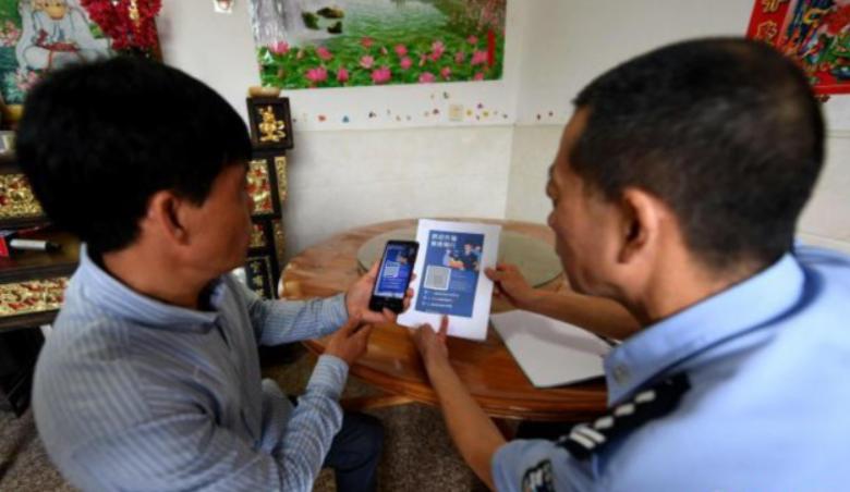 只因用了花呗支付，老板娘助人为乐反被讹，女子：手续费得你拿