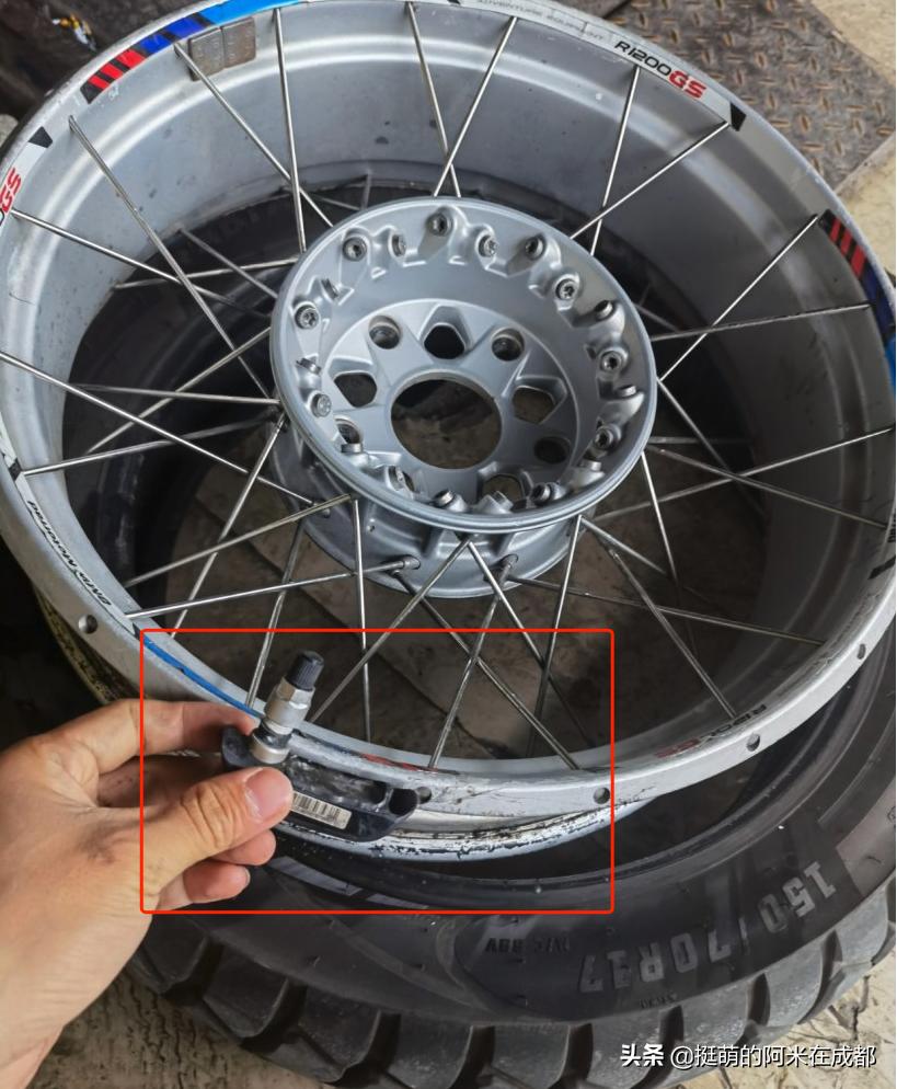 摩托车普通轮胎和半热熔轮胎区别,比较好点的摩托车轮胎