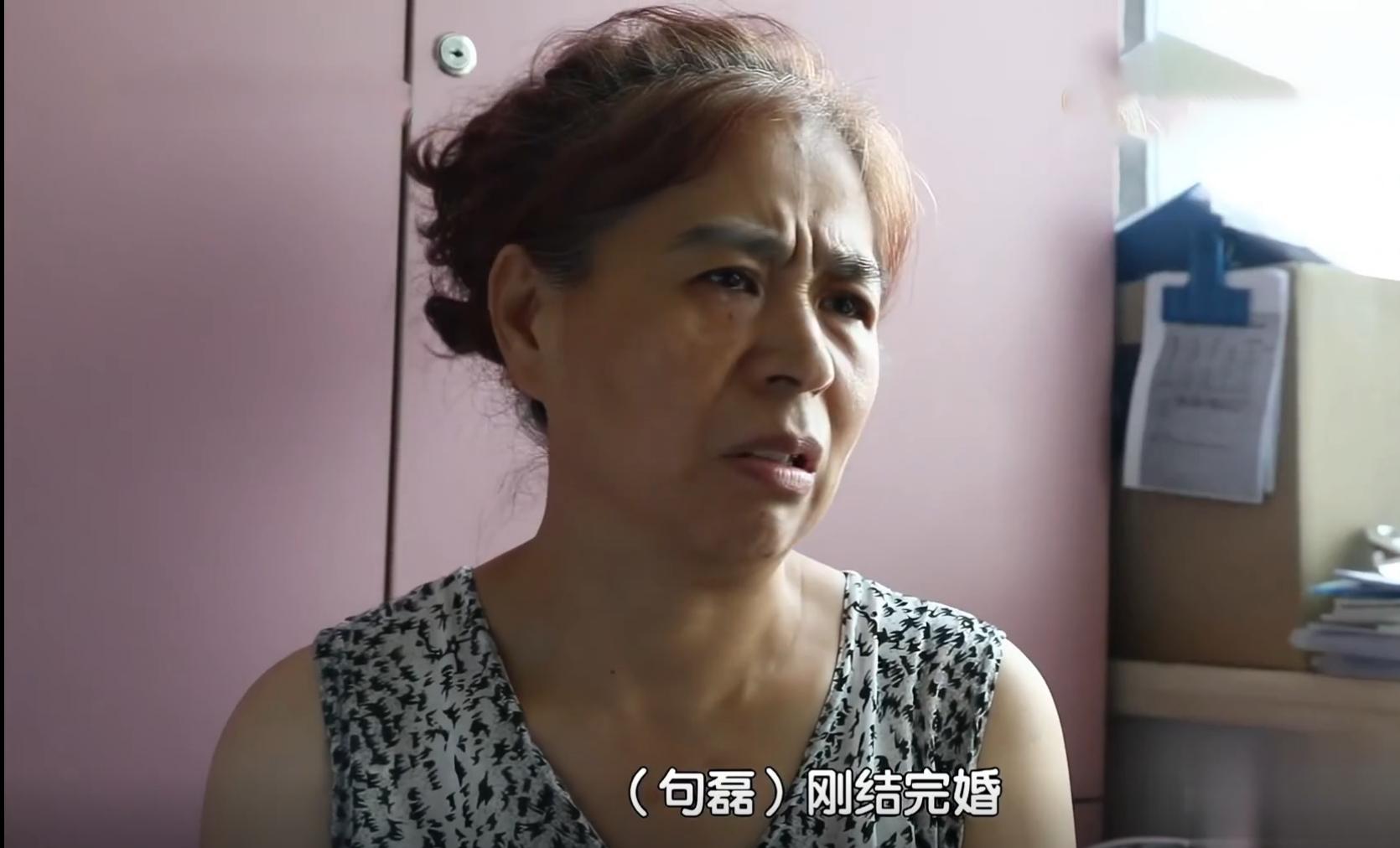 2018年,内蒙古一父亲身患绝症生命垂危,独生子力排众议割肝救父