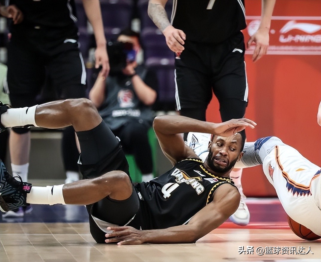 太火爆了!不到20分钟,辽宁三场门票全空,主场氛围要爆棚!